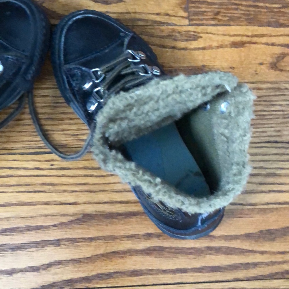 Black leather converse boots - Picture 4 of 7